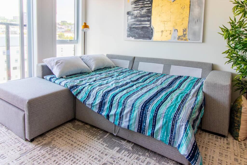 Downtown Penthouse Condo With Breathtaking City Views Québec Exterior foto